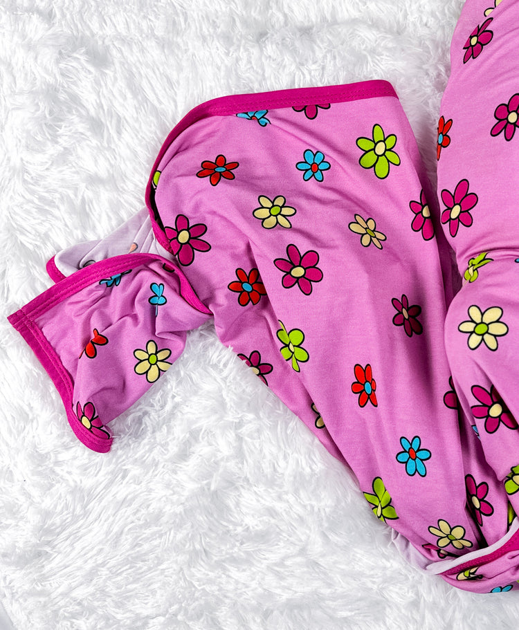 Daisy Dreams Swaddle